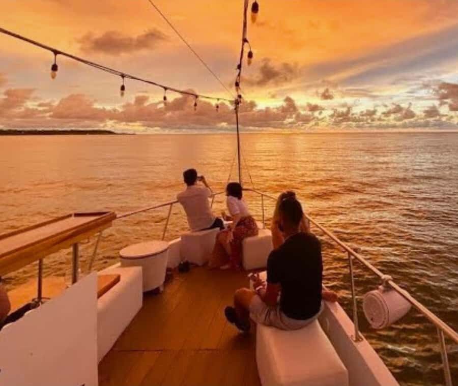 Cartagena de Indias: Sunset Cruise Open Bar with Dance Show - Exploring the Cartagena Sunset Cruise in Detail