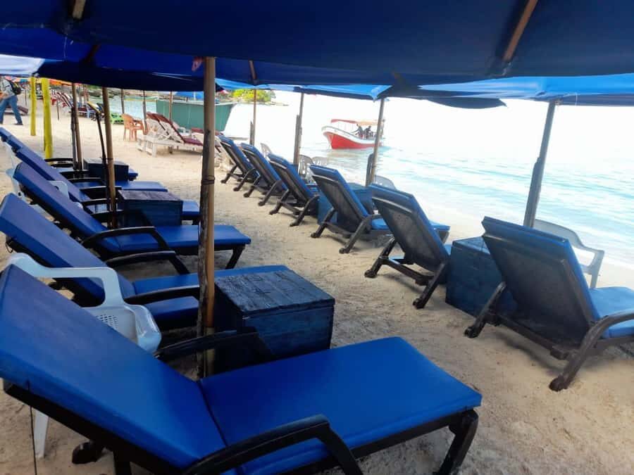 CARTAGENA: Fullday by boat to Baru + Lunch + Parasol + Mangroves Mapache - Discovering Baru: What’s in Store?