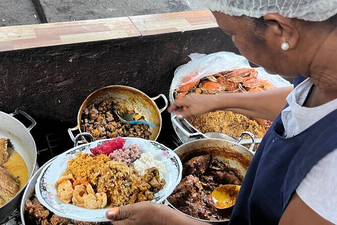 CARTAGENA & GETSEMANI FULL CITY TOUR With LUNCH AT BAZURTO MARKET - Who Should Consider This Tour?