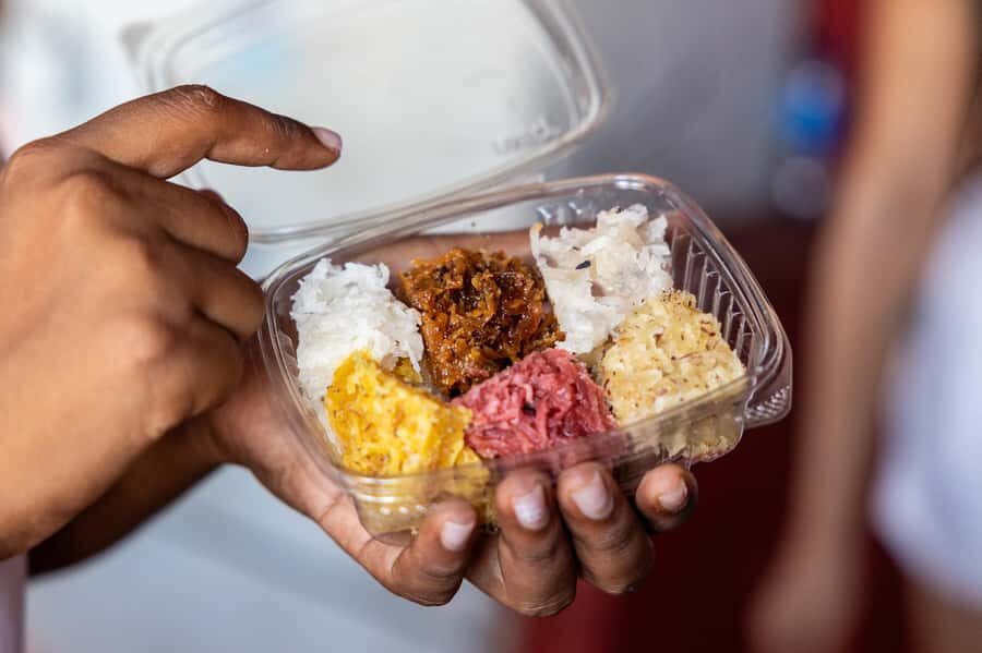 Cartagena: Guided Street Food Tour with Tastings - Detailed Breakdown of the Tour