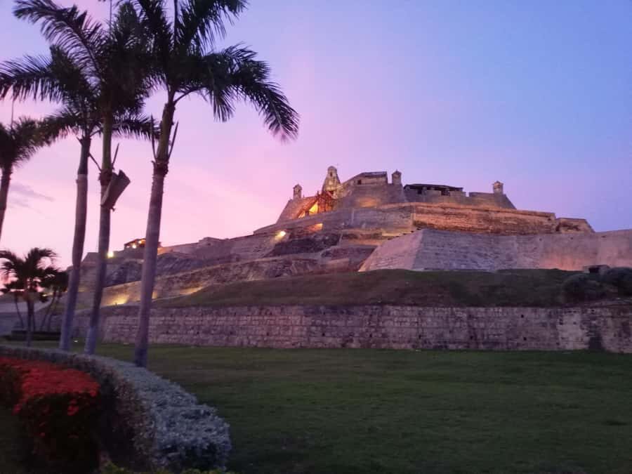 Cartagena: Party Bus Tour In Cartagena - Who Is This Tour Best For?