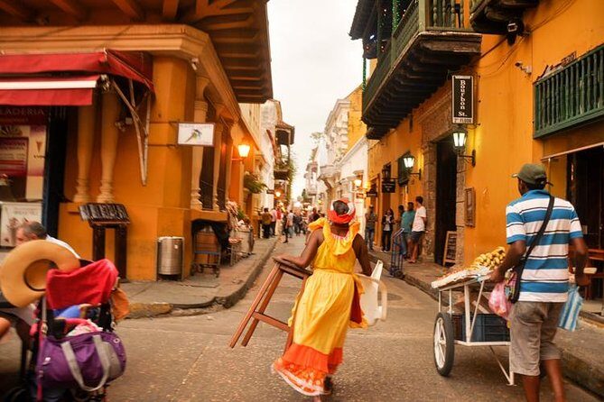 Cartagena Sightseeing Tour Historic Center starting at the port - Who Would Benefit Most?