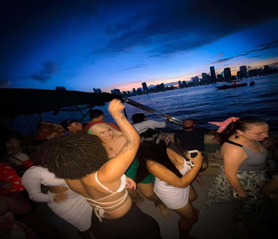 Cartagena: Sunset or nightplan on Dubai boat with Open Bar! - Final Thoughts: Is It Worth It?