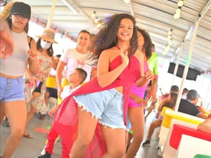 Cartagena: Sunset sailing in the bay of Cartagena + open bar - A detailed look at the sunset sailing experience in Cartagena