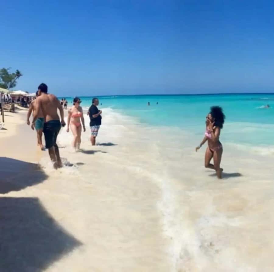 Cartagena: Tour tradicional Playa blanca barú por bus - What makes this tour stand out?