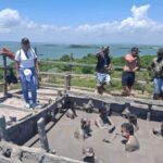 Cartagena: Volcano Mud Bath and Club Hotel Day Trip - Visiting the Volcán del Totumo: The Mud Bath