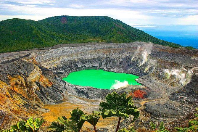 Cartago Highlights, Irazu Volcano and Hot Springs. Private Tour - Exploring Irazu Volcano: Costa Rica’s Highest Peak