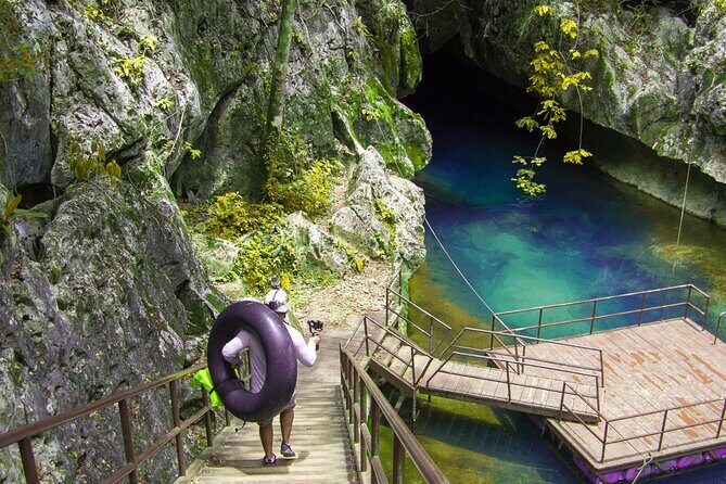 Cave Tubing from San Ignacio - Why Guides Make the Difference