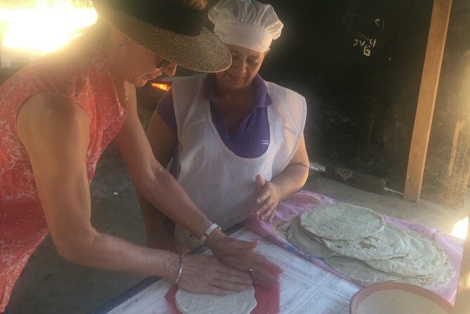 Charming Leon Outdoor - Culture, Nature and Fun - Authentic Experiences and Local Insights