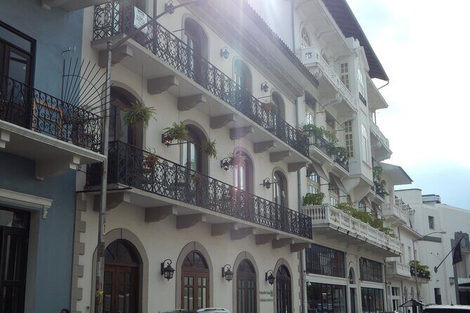 City Tour of Panama City, Panama including the Panama Canal - What’s Included and What’s Not
