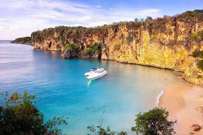 Clayton J. Lloyd Airport (AXA) Private Transfer to Anguilla - Who This Service Is Best For