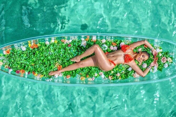 Clear Kayak Drone Photoshoot in Jamaica - Who Will Enjoy This Tour?