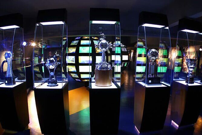 Combo Football: Hop on hop off 48hs + River Plate + Boca Juniors - Authentic Experiences and Practical Tips