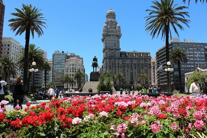 Complete Historical and Classical Montevideo (AM) - Transportation, Group Size, and Overall Experience