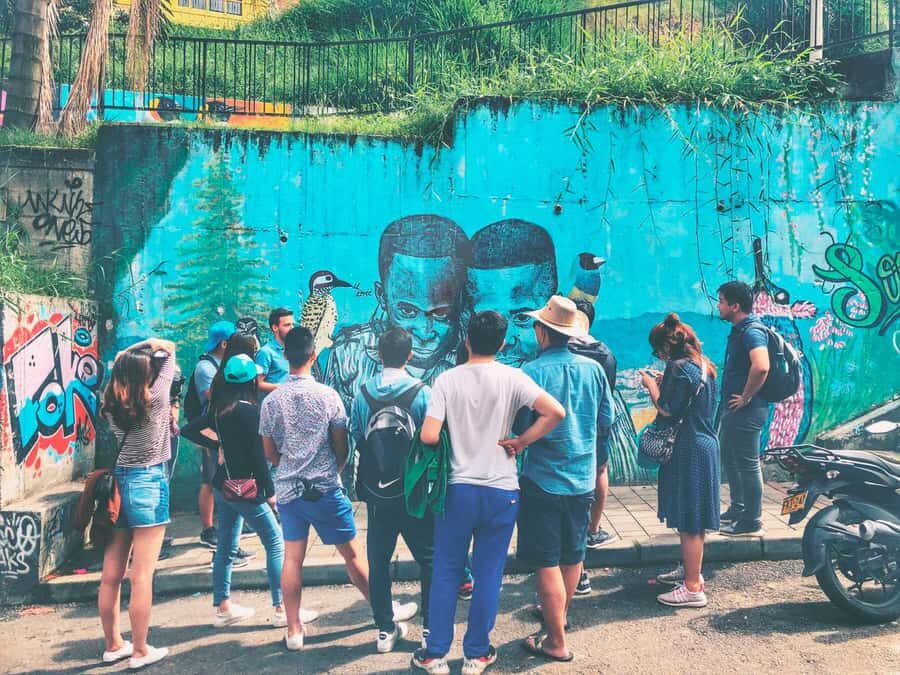 Comuna 13 & Downtown Medellin: From violence to innovation - Who Should Take This Tour?