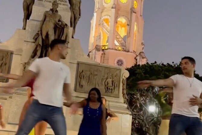 Create your own Salsa Reel with Custom Choreo in Casco Viejo - What to Expect During Your Salsa Session