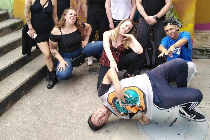 Cultural connection commune 13, Be a local - An In-Depth Look at the Comuna 13 Tour