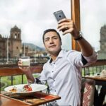 Cusco: Andean Folk Show with Dinner at Tunupa Plaza de Armas - Who is it best for?