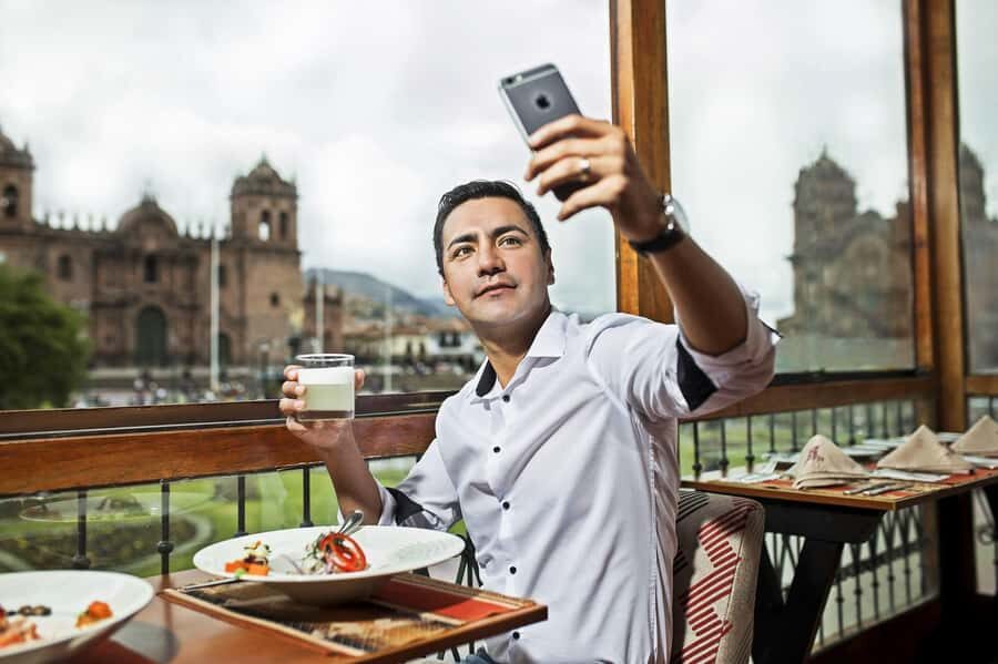 Cusco: Andean Folk Show with Dinner at Tunupa Plaza de Armas - Who is it best for?