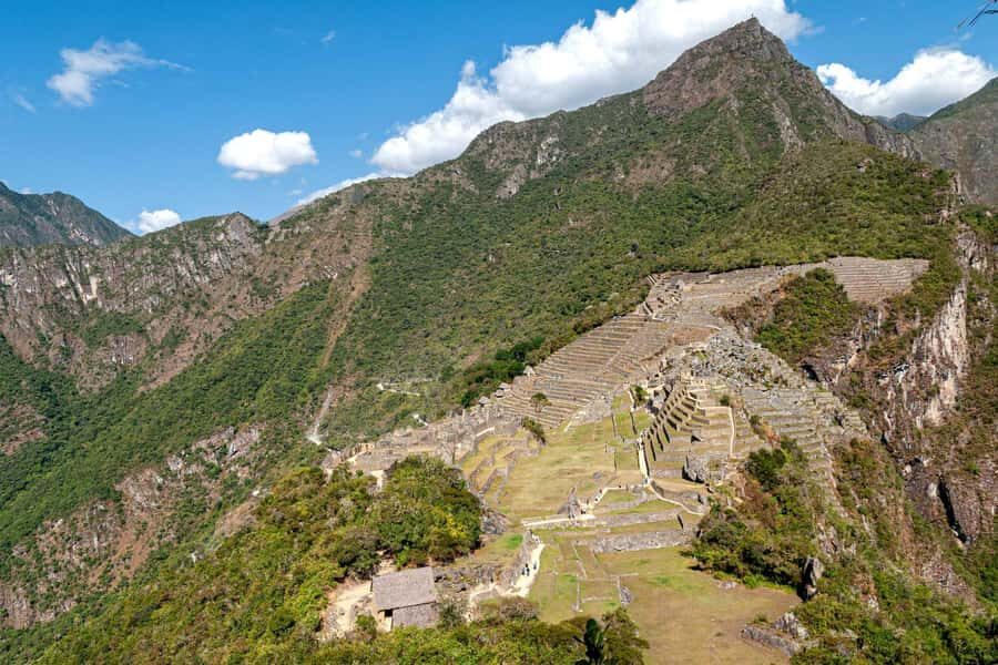 Cusco: Machu Picchu and Huchuy Picchu Guided Tour with Lunch - The Value of This Tour