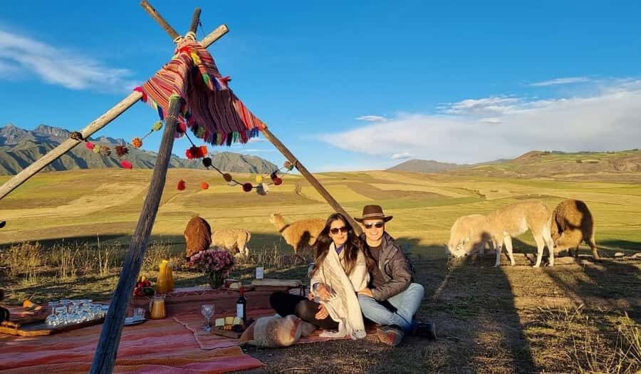 Cusco: Private picnic with view of the Sacred Valley, llamas and Maras & Moray - Who Will Love This Tour?