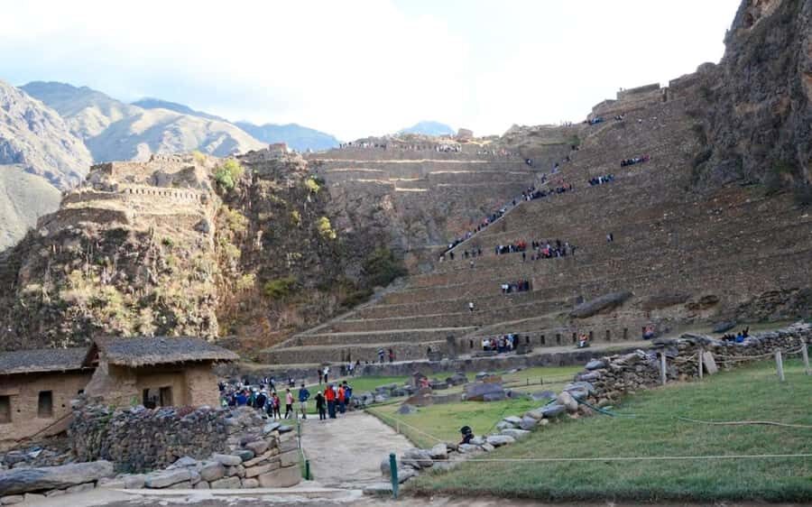 Cusco: Sacred Valley & Machu Picchu Tour with Hotel - Who Is This Tour Best For?