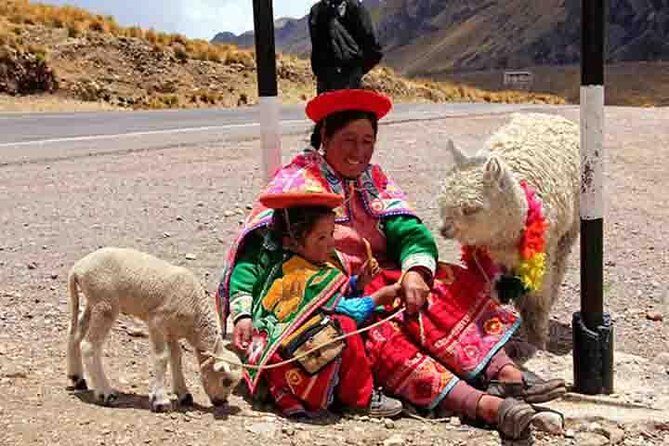 Cusco to Puno via Andahuaylillas and Raqch'i - Raqchi: The Temple of Wiracocha and Inca Architecture