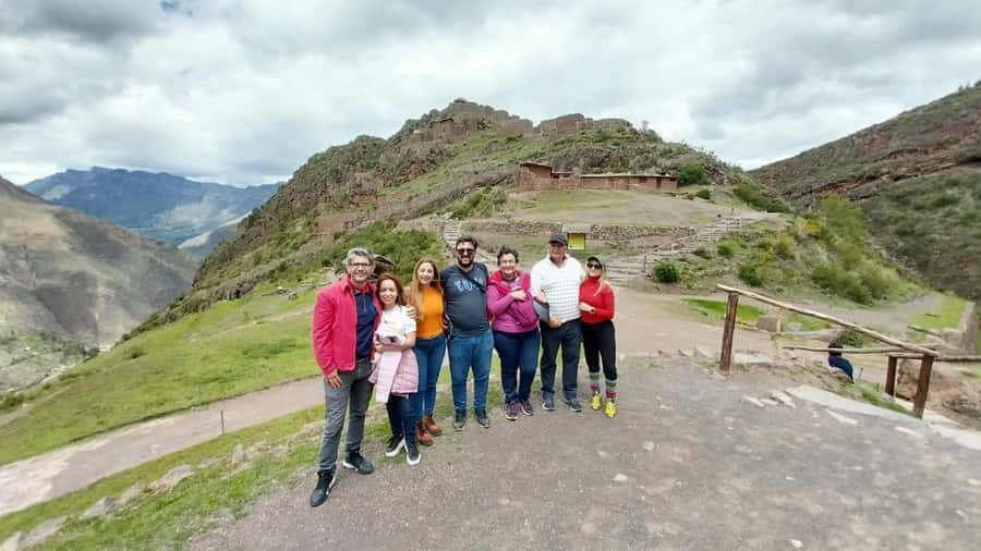 Cusco: Tour to the Sacred Valley and Machupicchu in two days - Exploring Machu Picchu: The Lost City of the Incas