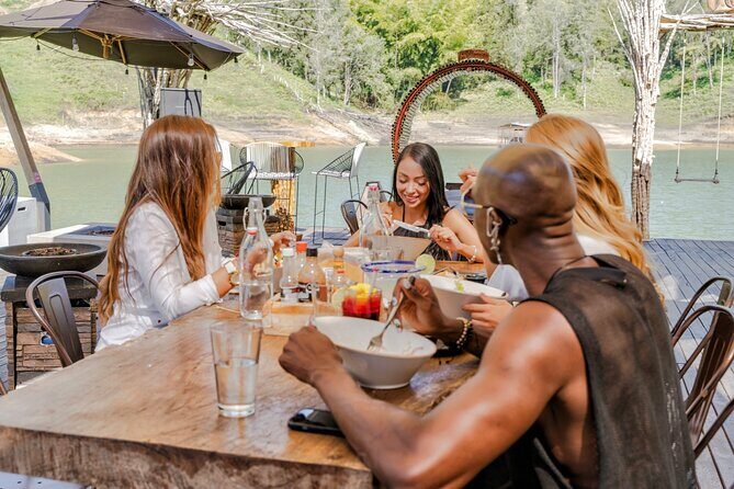 Day tour - Peñol Rock + VIP Beach Club, includes Transportation - Final Thoughts