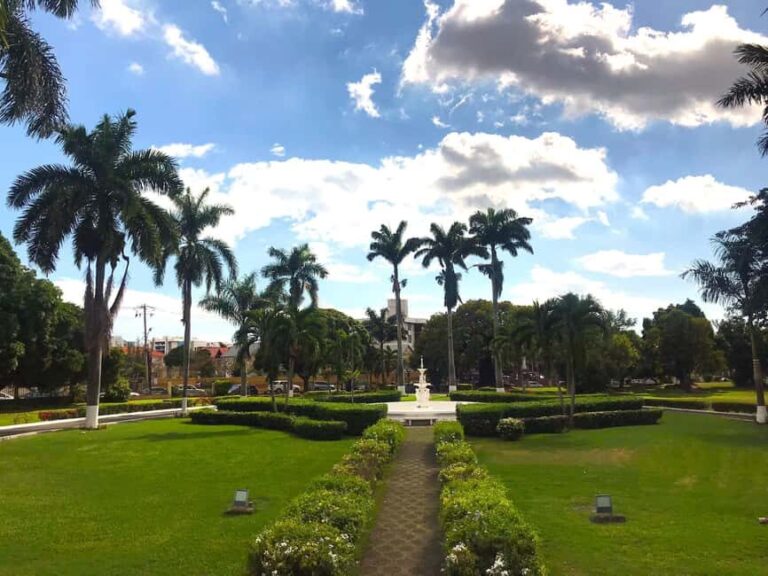 Devon House Heritage Tour with Ice Cream from Kingston - A Deep Dive into the Devon House Heritage Tour