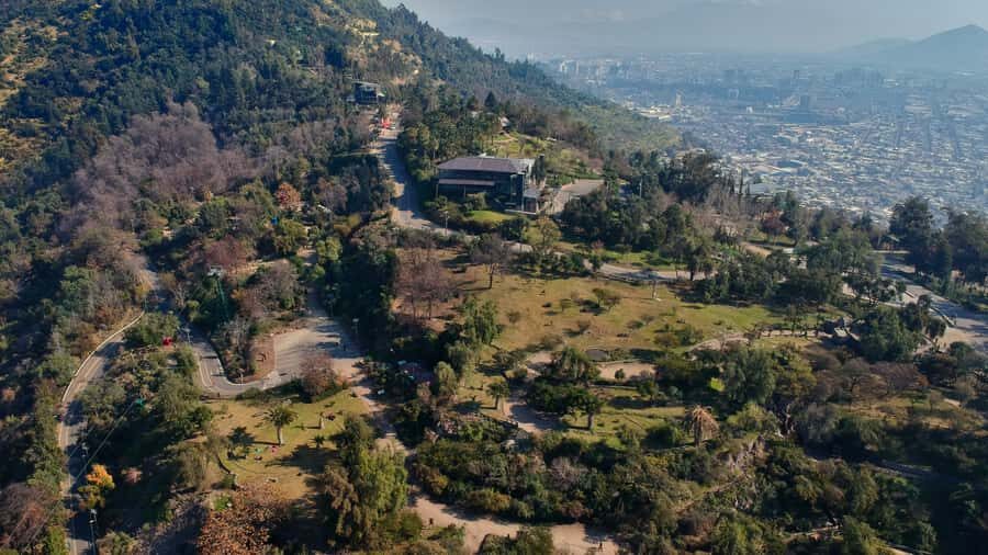 Dia Completo en Santiago: Museo+San Cristobal+City Tour - A Closer Look at the Santiago Day Tour