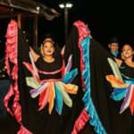 Dinner + Typical dance show at the best viewpoint in San José - The Sum Up