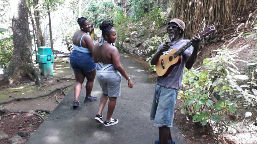 Discover Grenada: Your Sightseeing Taxi Tour Awaits - The Sum Up