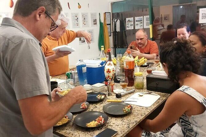 Discover Panama And Taste 32 Central American Foods and Drinks - Who Will Love This Tour?