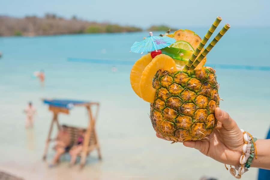 Discover the magical Paue Island in the Rosario Islands from Cartagena. - Approaching Paue Island: A Slice of Solitude