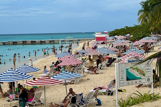Doctors Cave Beach and Shopping Tour in Montego Bay - Exploring the Itinerary in Detail