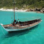 Don Juan Boat Trip in Arraial do Cabo - FAQ