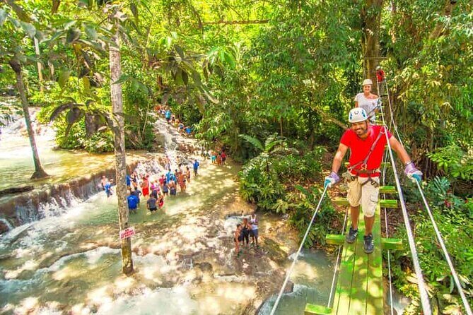 Dunns River Falls and Zipline Adventure from Ocho Ríos - The Experience on the Ground
