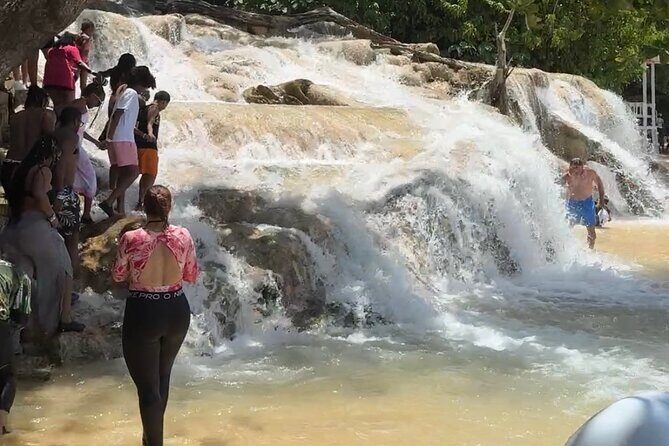 Dunn's River Falls & Island Village, Private Tour from Kingston - Why This Tour Works Well