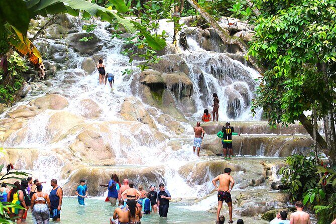 Dunn's River Park & Blue Hole Waterfall Combo from Montego Bay - Why This Tour Works Well for Travelers