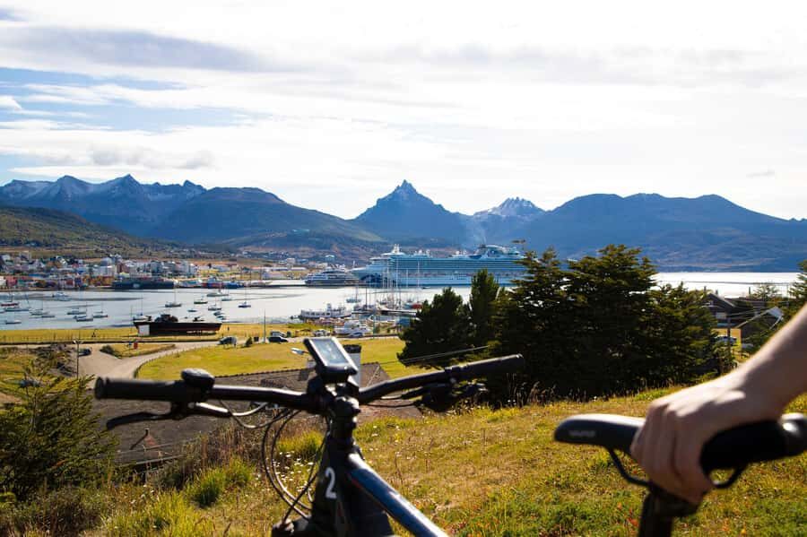 E-BIKE Urban Landscapes - A Deep Dive into the E-BIKE Urban Landscapes Tour