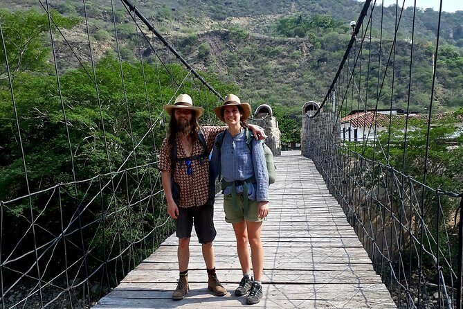 Eco Hike: The Chicamocha Canyon - A Deep Dive into the Chicamocha Eco Hike Experience