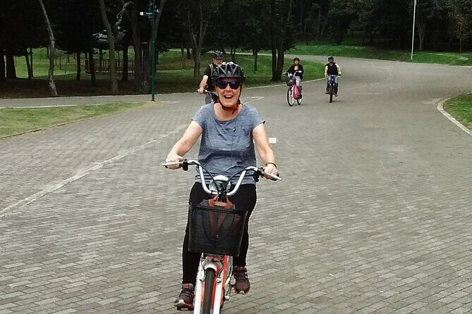 Electric bikes with local bites (flexible hours and small group) - Who Should Consider This Tour?