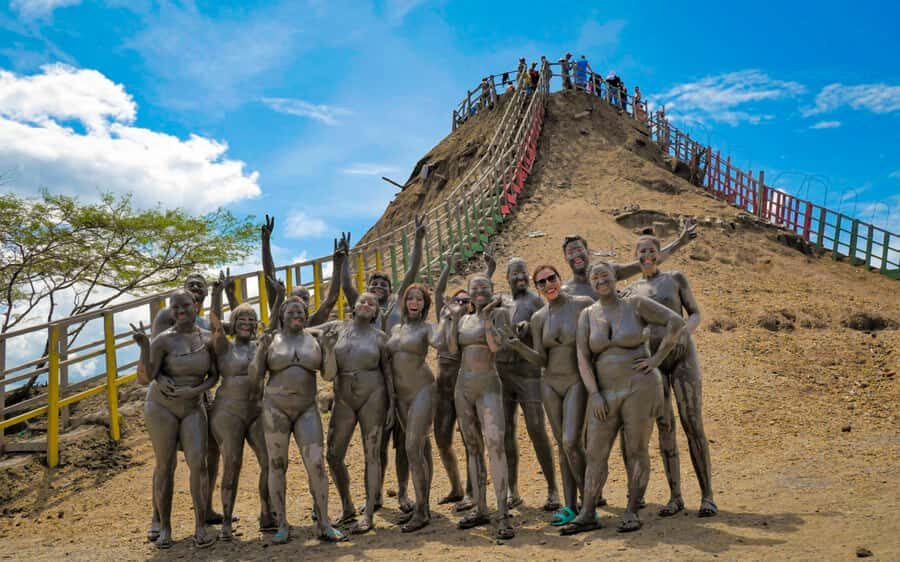 Enjoy the totumo volcano from cartagena + snack - Who Would Enjoy This Tour Most?