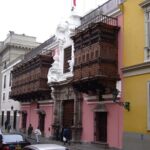 Essential Tour in Lima for First-Time Visitors - Authentic Experiences and Cultural Insights