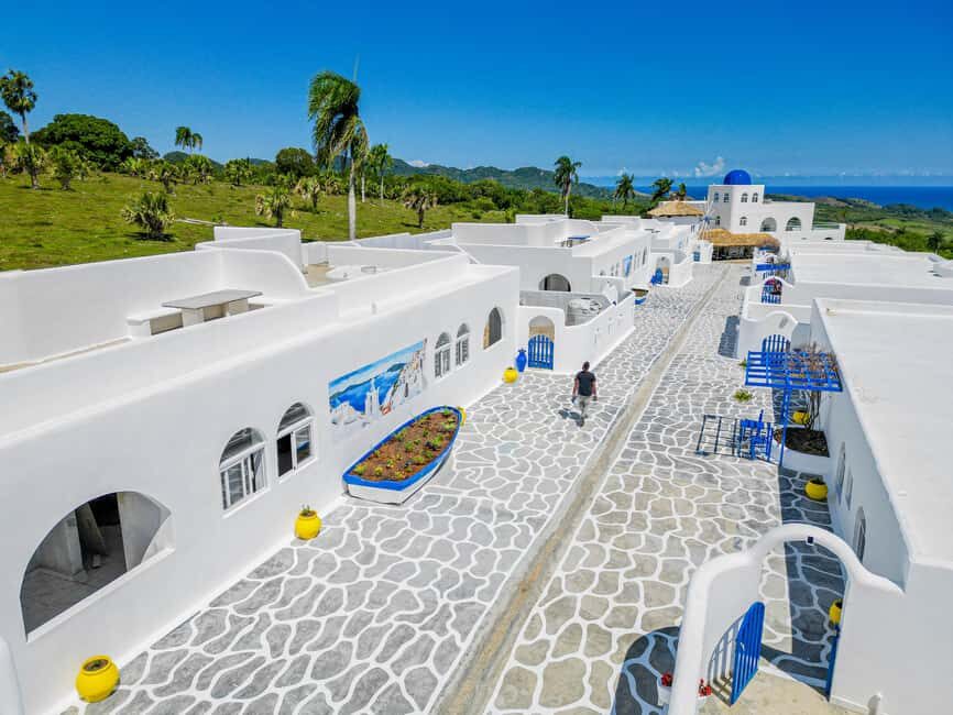 Exclusive Photoshoot in Greekland, Puerto Plata with Pick up - FAQ