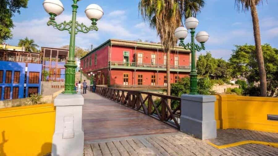 Excursion to Barranco, Chorrillos and Pachacamac - A Detailed Look at the Tour