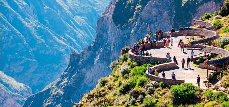 Excursion to the viewpoint of the Colca Canyon + Chivay - A Detailed Look at the Colca Canyon Tour
