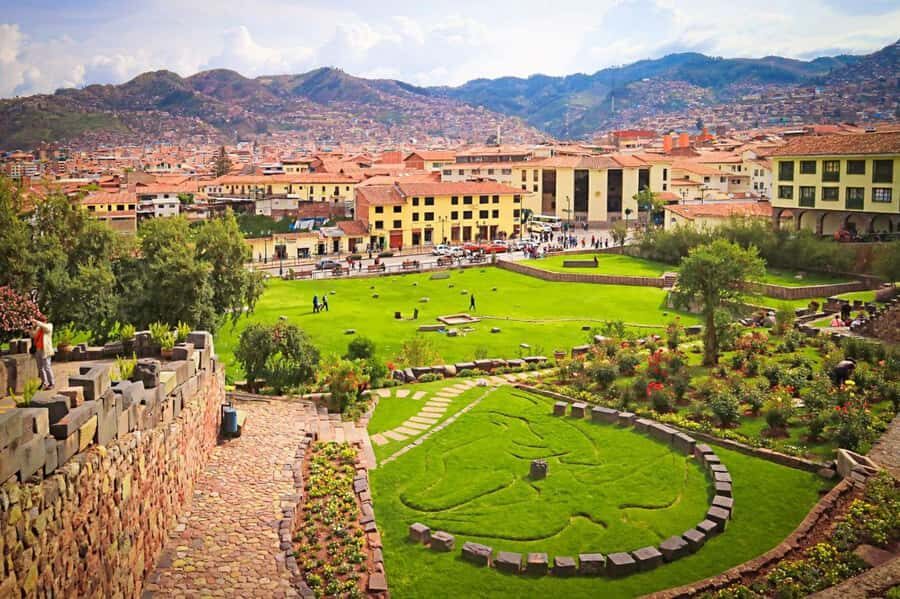 Exploring the Enchantment of Cusco 6 D/5N + HOTEL 2 STARS - The Iconic Machu Picchu