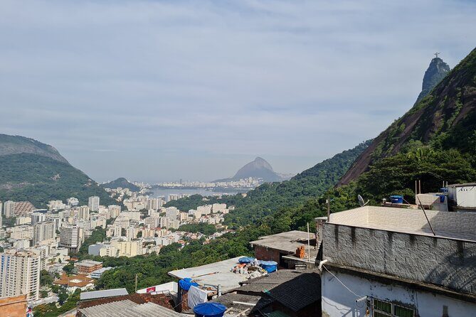 Favela tour Santa Marta with local guide - Who Should Take This Tour?